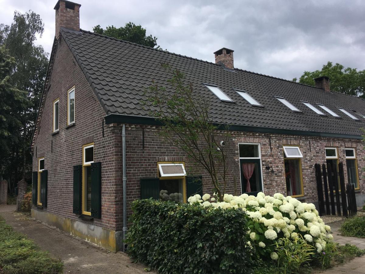 Vakantiehuis In Het Voorhuis Dommelen Eksteriør bilde
